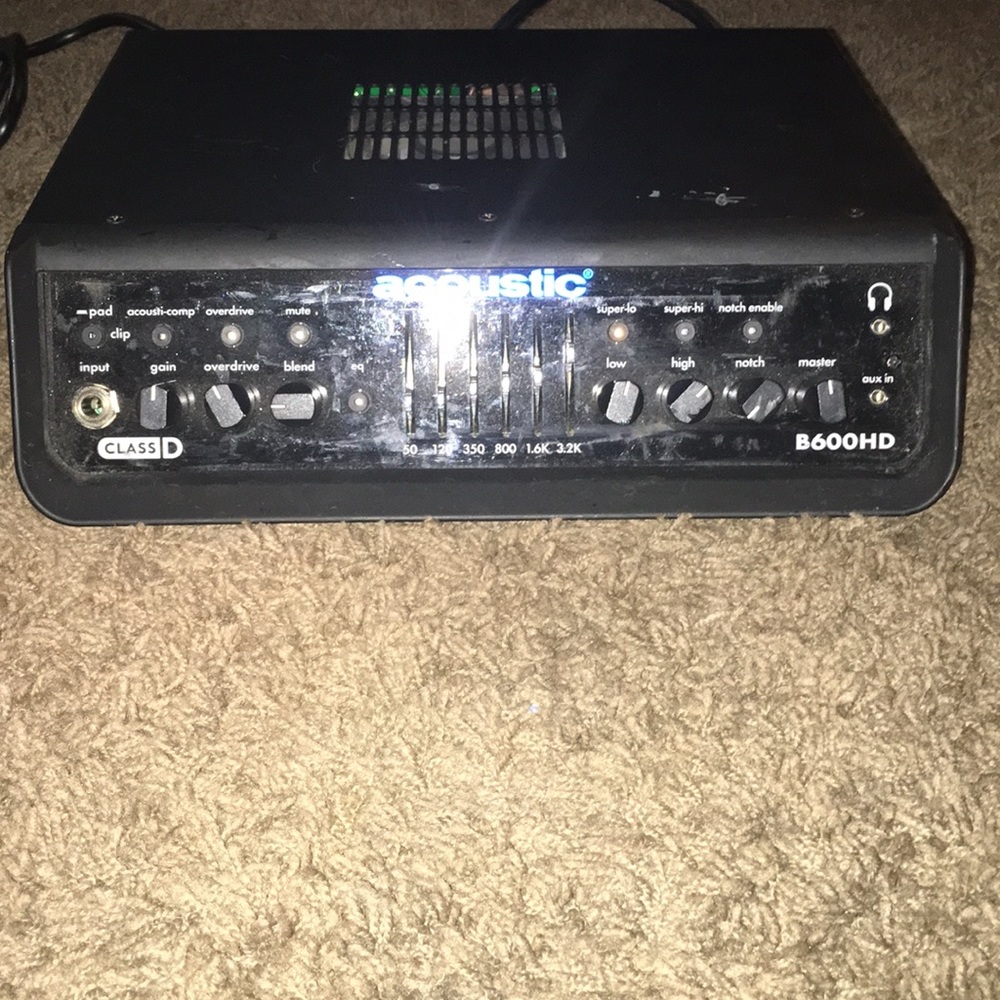 COPY - Acoustic Bass Amp B600HD